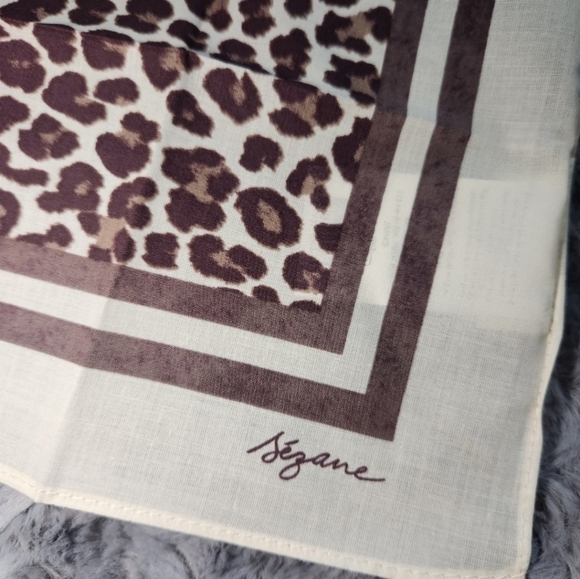 Sezane Square Scarf NWT Leopard - Picture 6 of 8